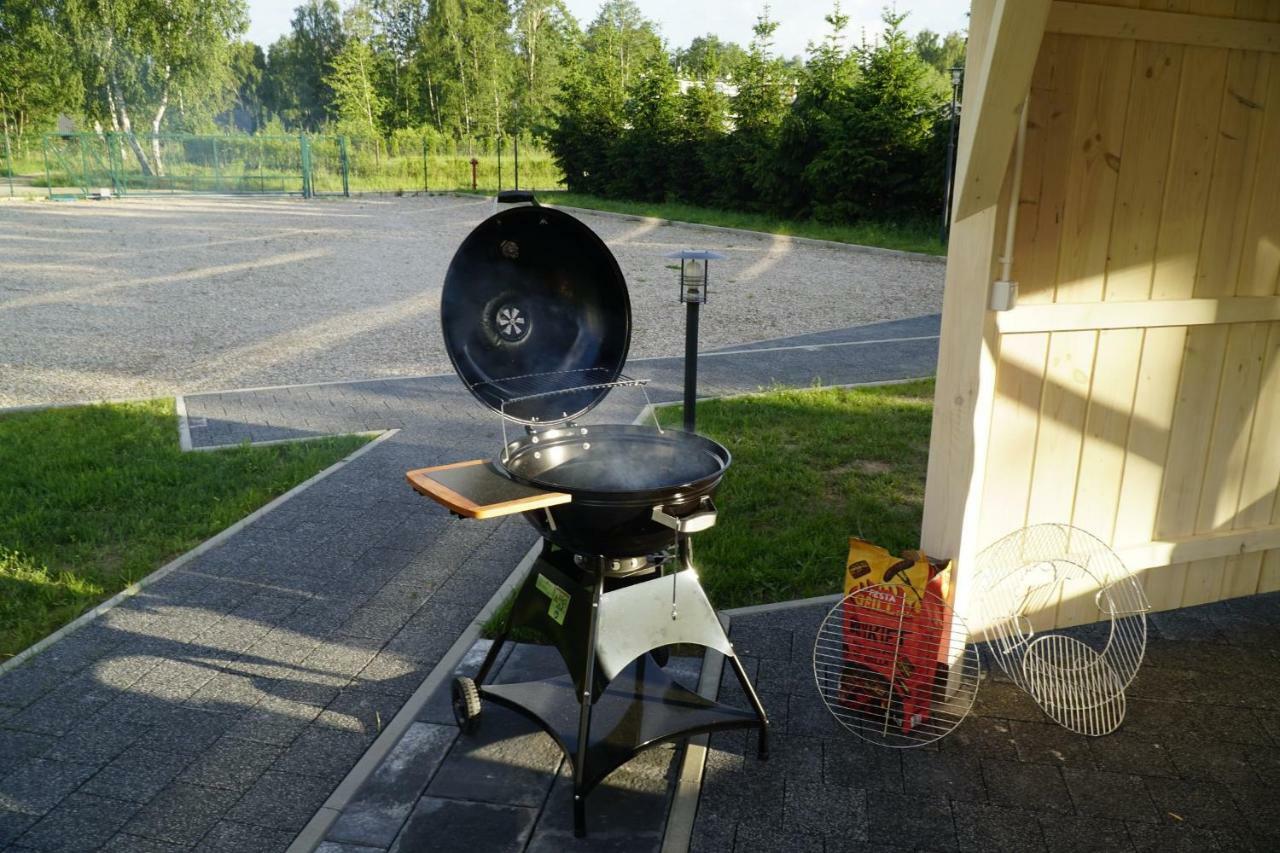 Apartamenty Szmaragdowa 10 ミエルノ エクステリア 写真